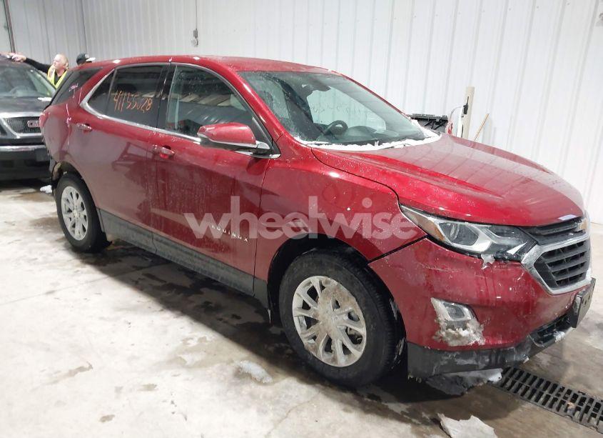 2019 Chevrolet Equinox LT (VIN 2GNAXUEV8K6265066) main photo