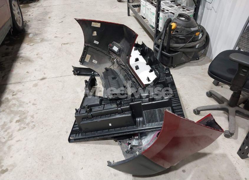 Photo 12 of 2019 Chevrolet Equinox LT (VIN 2GNAXUEV8K6265066)