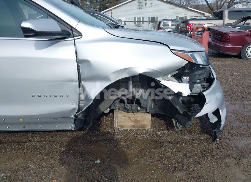 Photo 18 of 2020 Chevrolet Equinox AWD LT 1.5L TURBO (VIN 2GNAXUEV8L6157192)