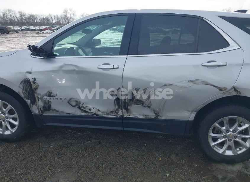 Photo 20 of 2020 Chevrolet Equinox AWD LT 1.5L TURBO (VIN 2GNAXUEV8L6157192)