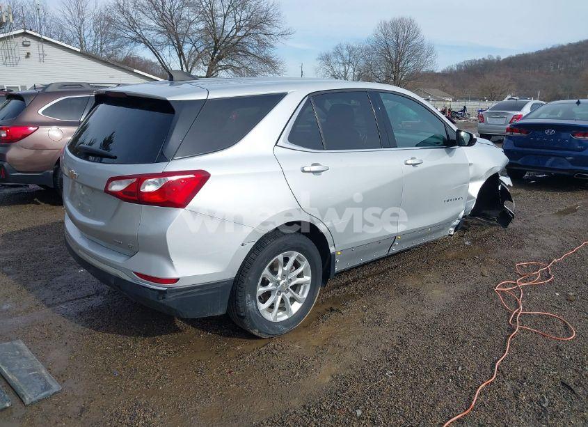 Photo 4 of 2020 Chevrolet Equinox AWD LT 1.5L TURBO (VIN 2GNAXUEV8L6157192)