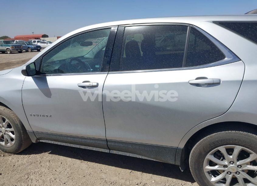 Photo 15 of 2020 Chevrolet Equinox AWD LT 1.5L TURBO (VIN 2GNAXUEV8L6165776)