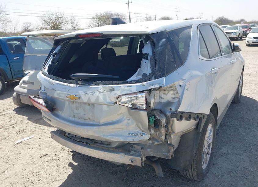 Photo 6 of 2020 Chevrolet Equinox AWD LT 1.5L TURBO (VIN 2GNAXUEV8L6165776)