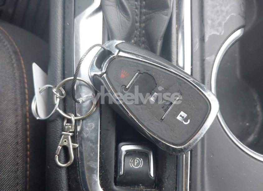 Photo 11 of 2020 Chevrolet Equinox AWD LT 1.5L TURBO (VIN 2GNAXUEV8L6208576)