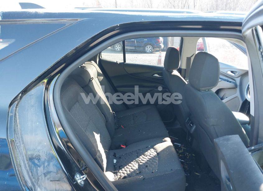 Photo 8 of 2019 Chevrolet Equinox LT (VIN 2GNAXUEV9K6119646)