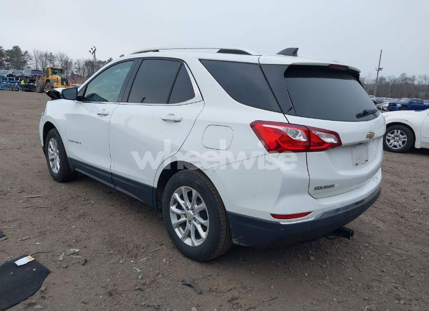 Photo 3 of 2019 Chevrolet Equinox LT (VIN 2GNAXUEV9K6147656)