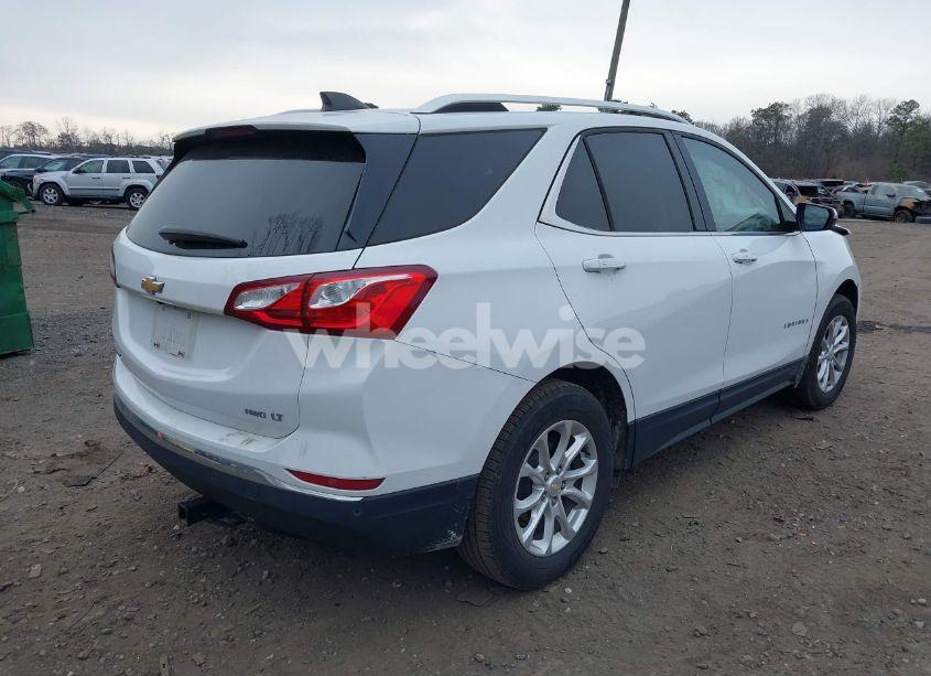Photo 4 of 2019 Chevrolet Equinox LT (VIN 2GNAXUEV9K6147656)