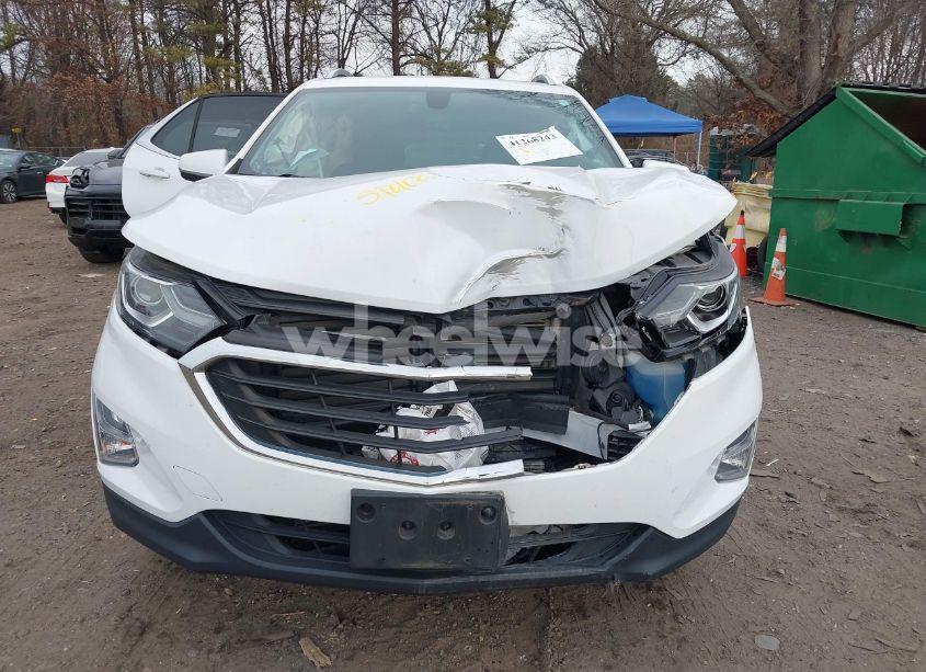 Photo 6 of 2019 Chevrolet Equinox LT (VIN 2GNAXUEV9K6147656)