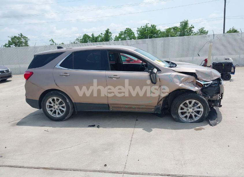 Photo 13 of 2019 Chevrolet Equinox LT (VIN 2GNAXUEV9K6169267)