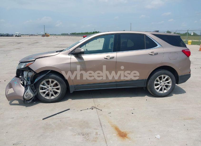 Photo 14 of 2019 Chevrolet Equinox LT (VIN 2GNAXUEV9K6169267)