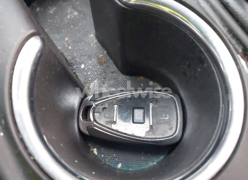 Photo 11 of 2019 Chevrolet Equinox LT (VIN 2GNAXUEV9K6191902)