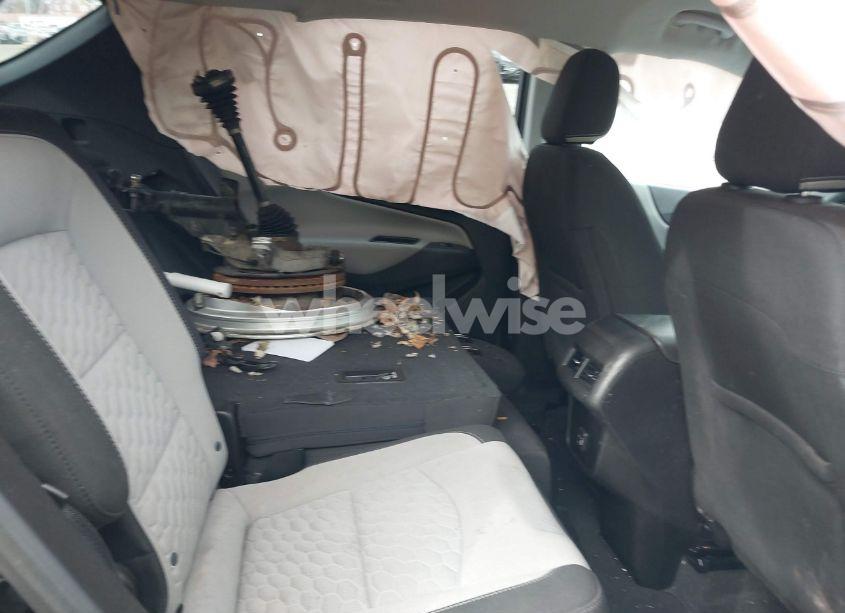 Photo 8 of 2019 Chevrolet Equinox LT (VIN 2GNAXUEV9K6191902)