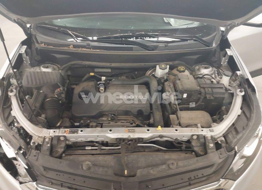 Photo 10 of 2019 Chevrolet Equinox LT (VIN 2GNAXUEV9K6204180)