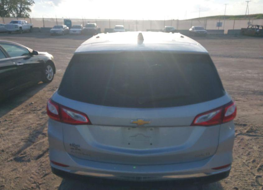 Photo 16 of 2019 Chevrolet Equinox LT (VIN 2GNAXUEV9K6288078)