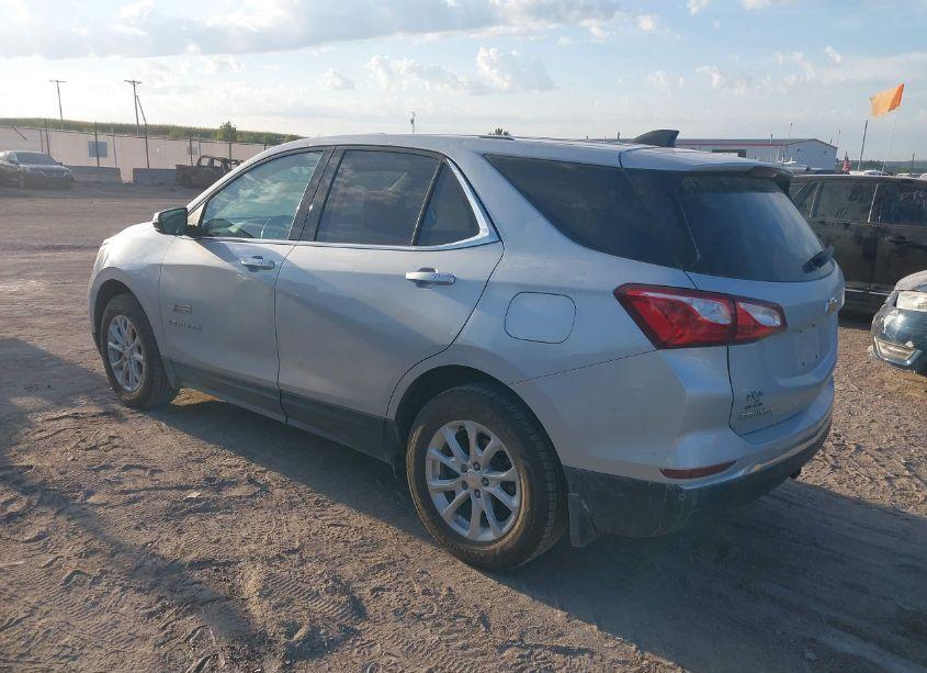 Photo 3 of 2019 Chevrolet Equinox LT (VIN 2GNAXUEV9K6288078)
