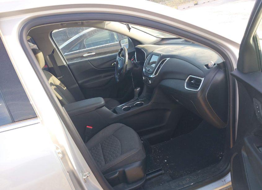 Photo 5 of 2019 Chevrolet Equinox LT (VIN 2GNAXUEV9K6288078)