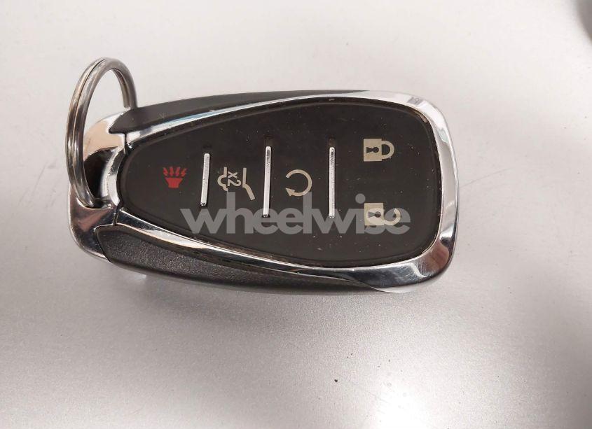 Photo 11 of 2019 Chevrolet Equinox LT (VIN 2GNAXUEV9K6293247)