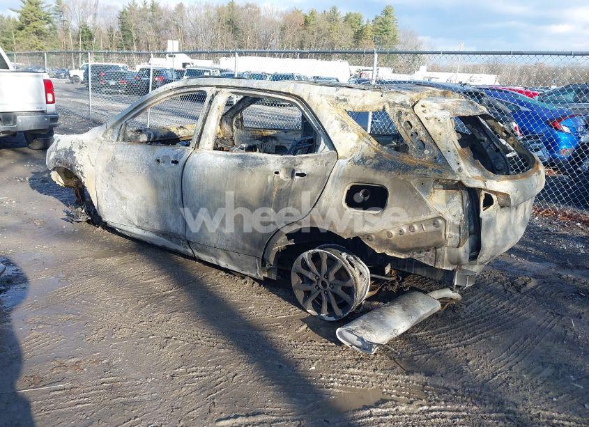 Photo 3 of 2019 Chevrolet Equinox LT (VIN 2GNAXUEV9K6293247)