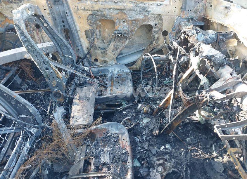 Photo 5 of 2019 Chevrolet Equinox LT (VIN 2GNAXUEV9K6293247)