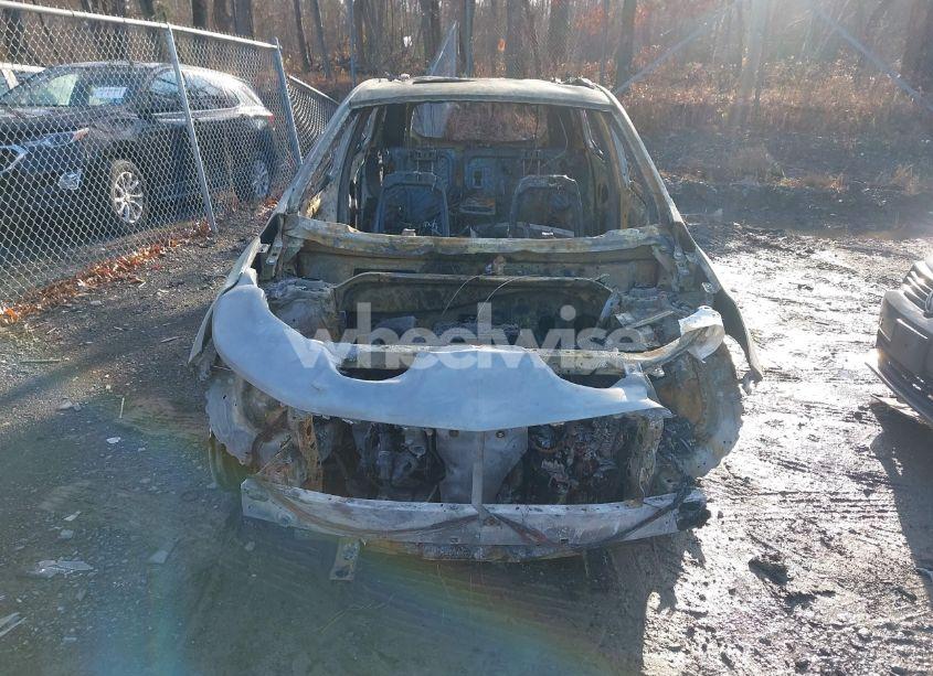 Photo 6 of 2019 Chevrolet Equinox LT (VIN 2GNAXUEV9K6293247)