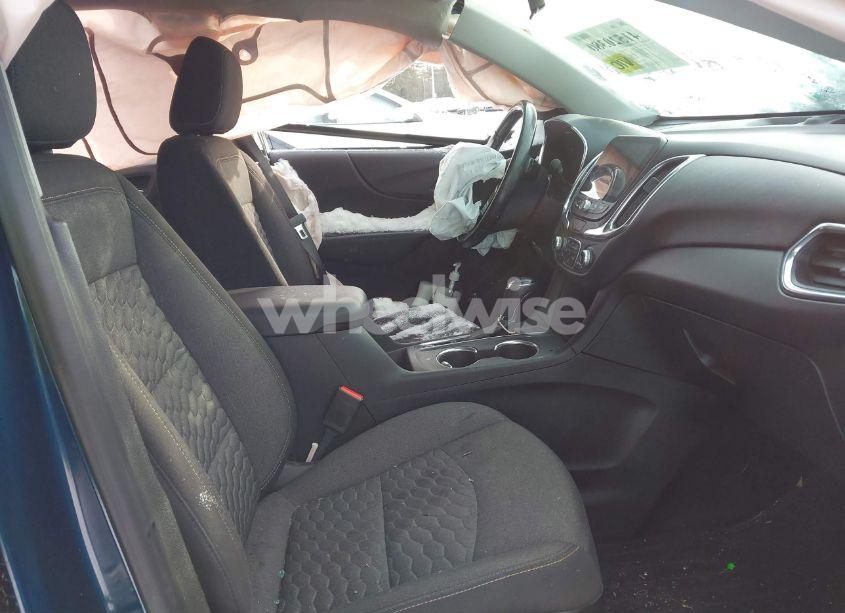 Photo 5 of 2019 Chevrolet Equinox LT (VIN 2GNAXUEV9K6298397)