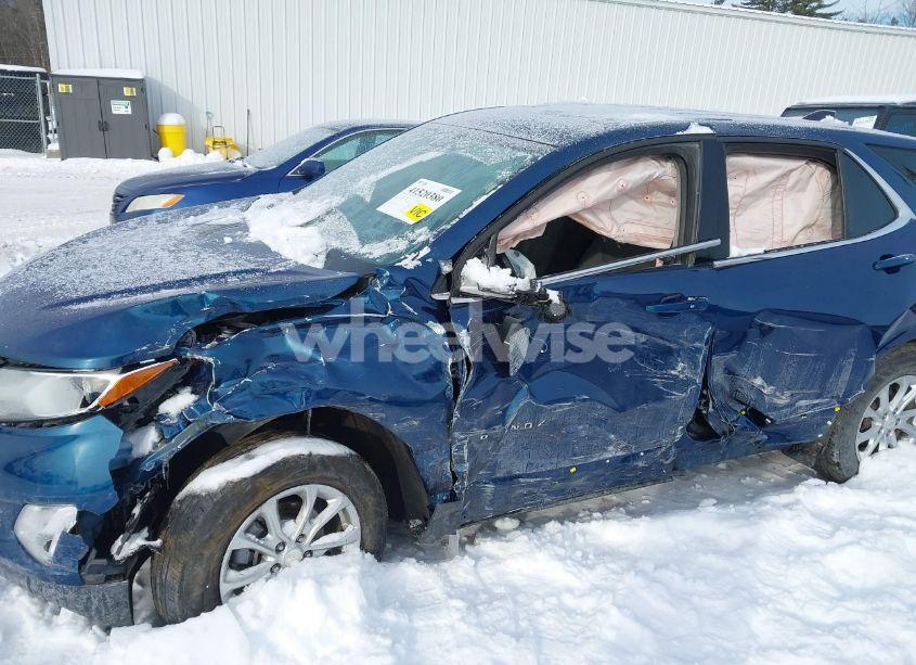 Photo 6 of 2019 Chevrolet Equinox LT (VIN 2GNAXUEV9K6298397)