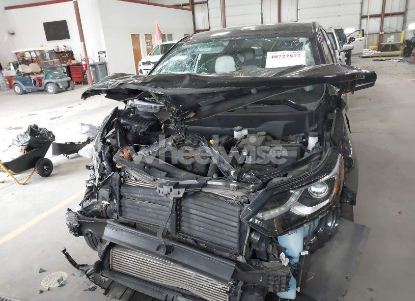 Photo 11 of 2020 Chevrolet Equinox AWD LT 1.5L TURBO (VIN 2GNAXUEV9L6202186)