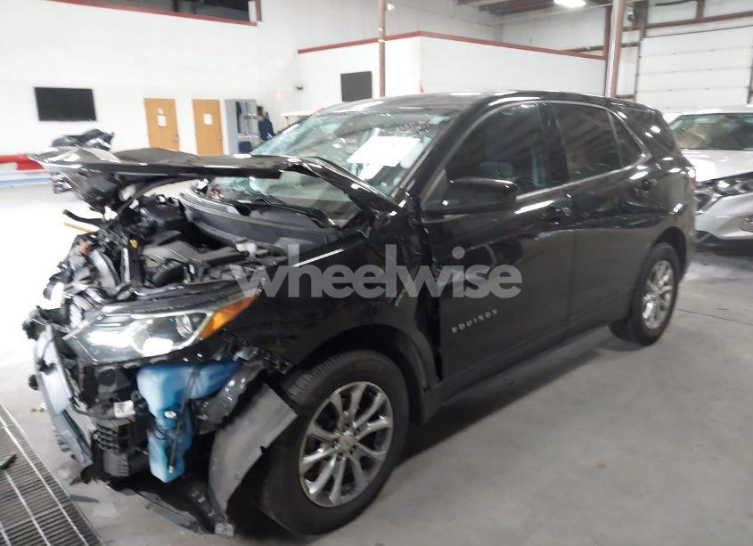 Photo 2 of 2020 Chevrolet Equinox AWD LT 1.5L TURBO (VIN 2GNAXUEV9L6202186)