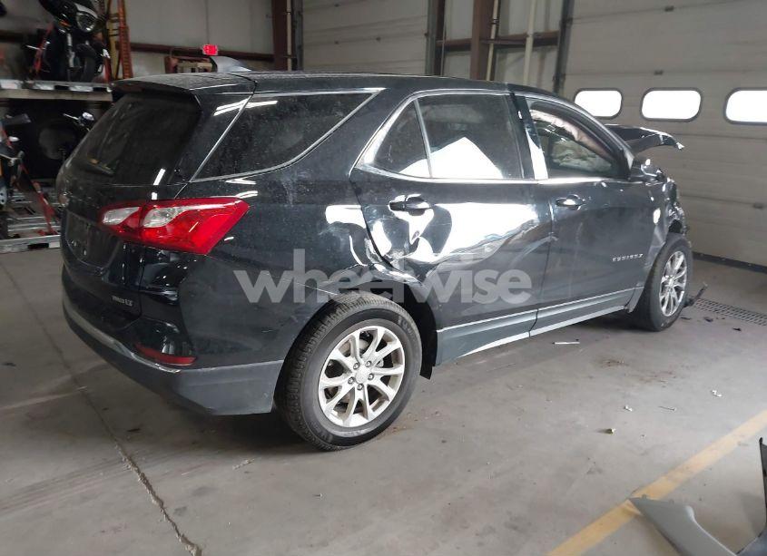 Photo 4 of 2020 Chevrolet Equinox AWD LT 1.5L TURBO (VIN 2GNAXUEV9L6202186)