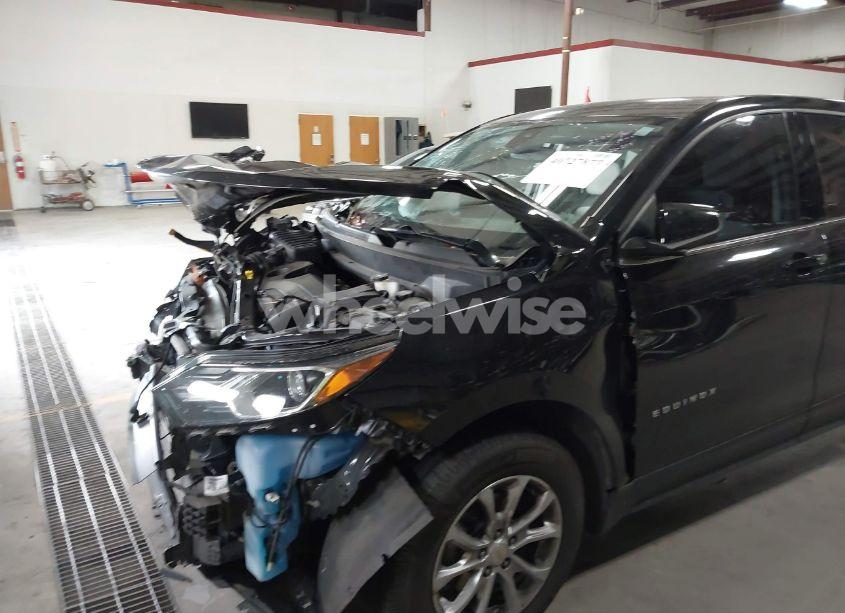 Photo 6 of 2020 Chevrolet Equinox AWD LT 1.5L TURBO (VIN 2GNAXUEV9L6202186)