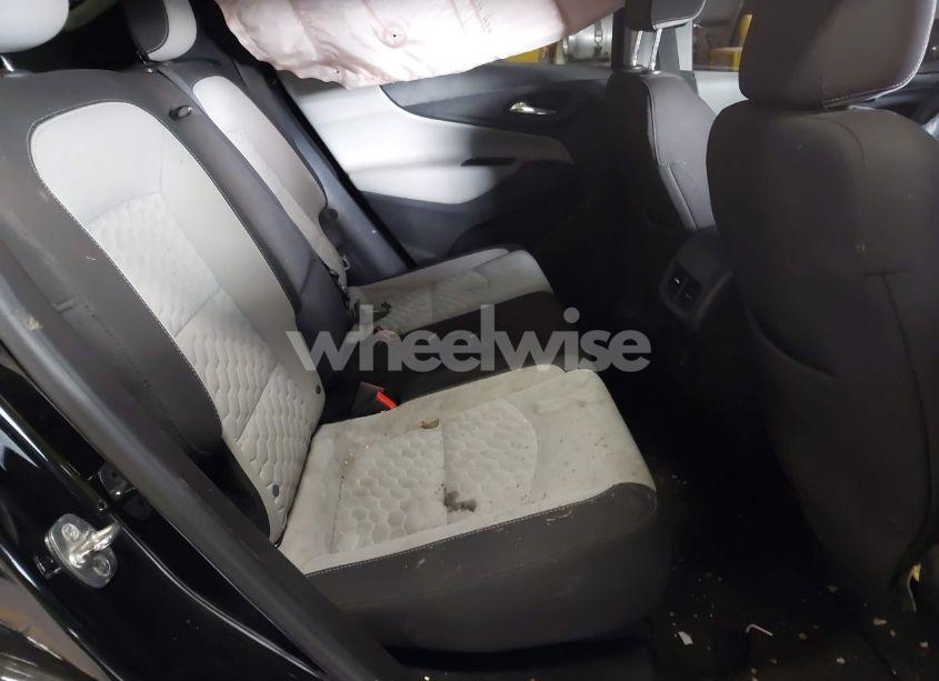 Photo 8 of 2020 Chevrolet Equinox AWD LT 1.5L TURBO (VIN 2GNAXUEV9L6202186)