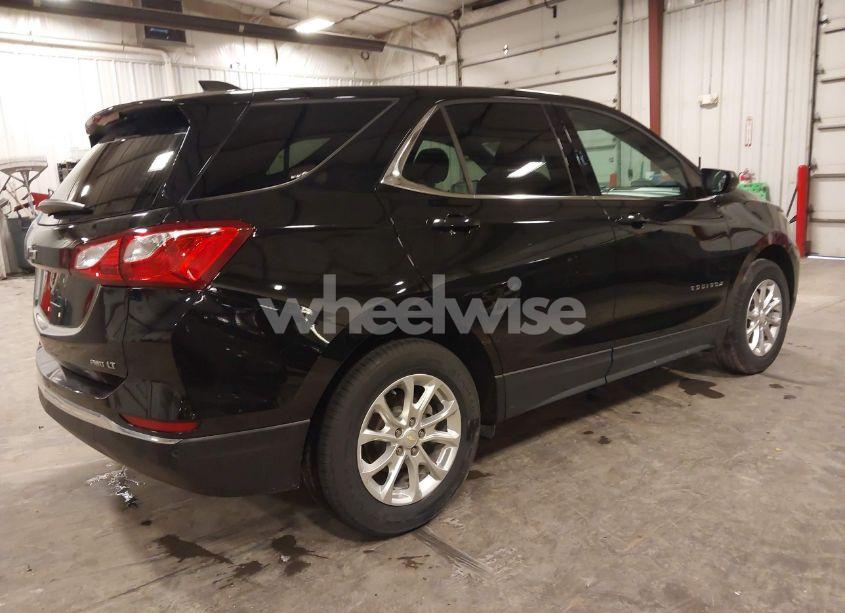 Photo 4 of 2020 Chevrolet Equinox AWD LT 1.5L TURBO (VIN 2GNAXUEV9L6283724)