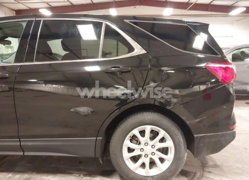 Photo 6 of 2020 Chevrolet Equinox AWD LT 1.5L TURBO (VIN 2GNAXUEV9L6283724)