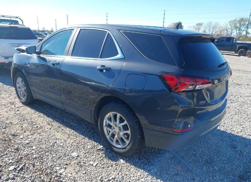 Photo 3 of 2022 Chevrolet Equinox AWD LT (VIN 2GNAXUEV9N6110353)