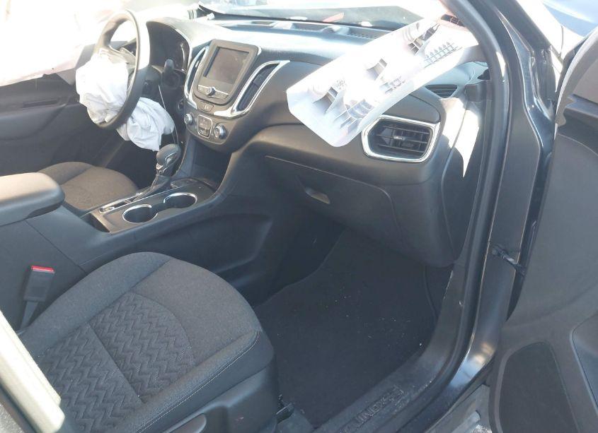Photo 5 of 2022 Chevrolet Equinox AWD LT (VIN 2GNAXUEV9N6110353)