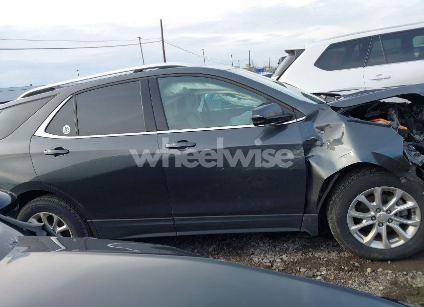 Photo 13 of 2019 Chevrolet Equinox LT (VIN 2GNAXUEVXK6108381)