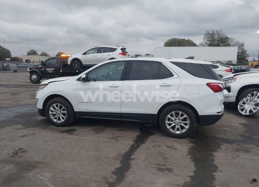 Photo 14 of 2019 Chevrolet Equinox LT (VIN 2GNAXUEVXK6117145)
