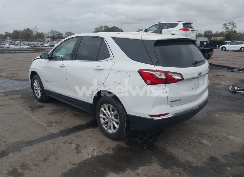 Photo 3 of 2019 Chevrolet Equinox LT (VIN 2GNAXUEVXK6117145)