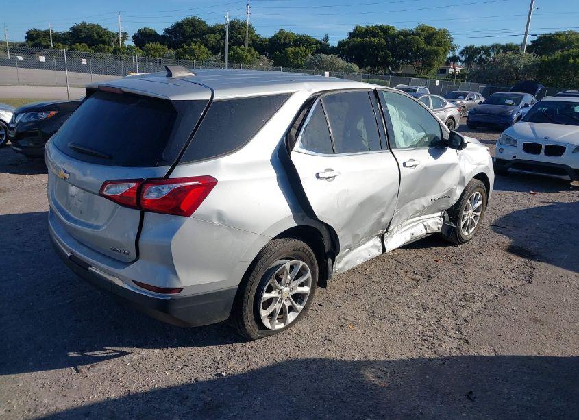 Photo 4 of 2020 Chevrolet Equinox AWD LT 1.5L TURBO (VIN 2GNAXUEVXL6105174)