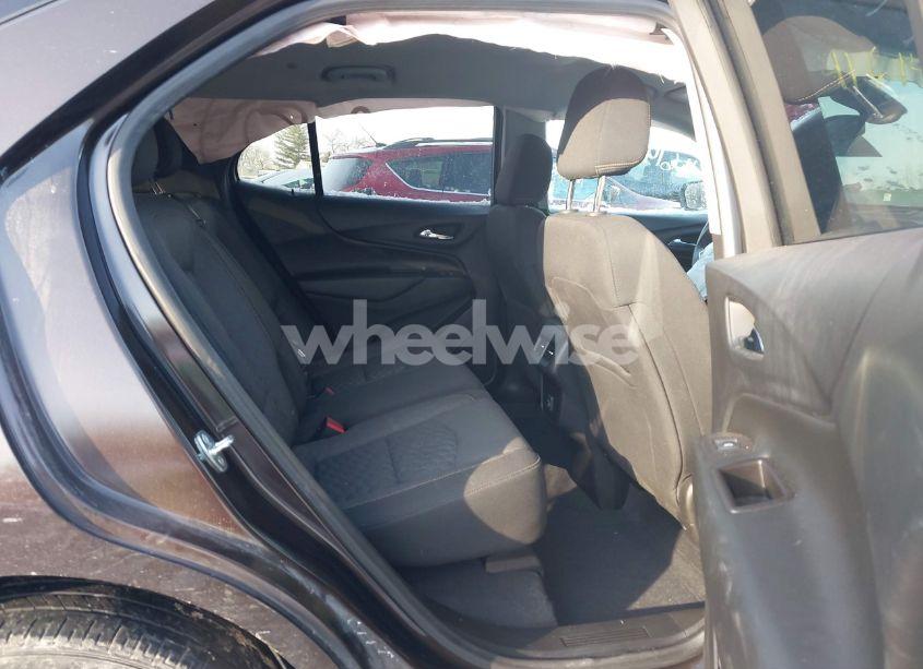 Photo 8 of 2020 Chevrolet Equinox AWD LT 1.5L TURBO (VIN 2GNAXUEVXL6130222)