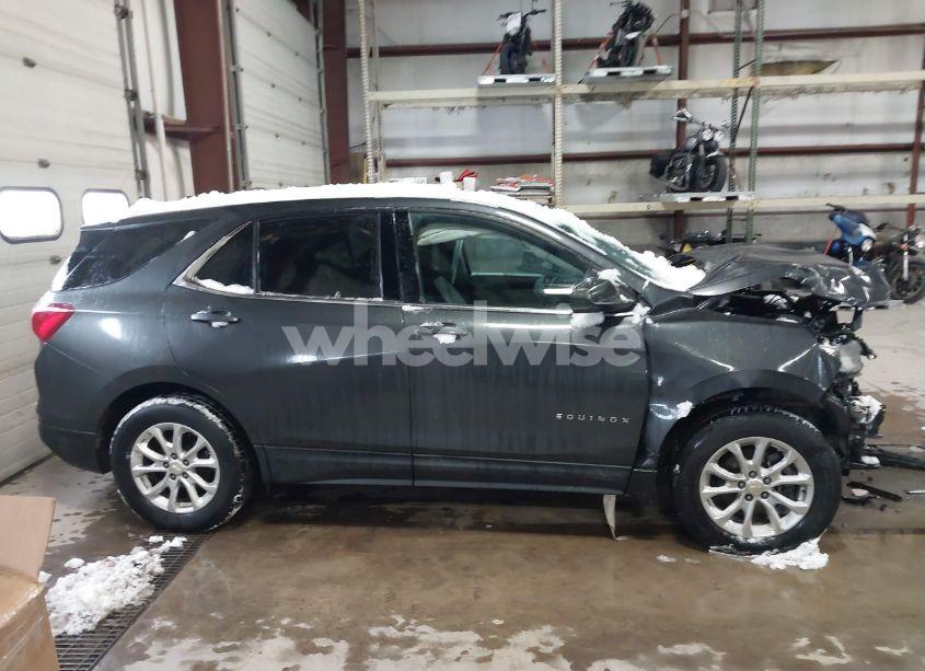 Photo 13 of 2020 Chevrolet Equinox AWD LT 1.5L TURBO (VIN 2GNAXUEVXL6225444)