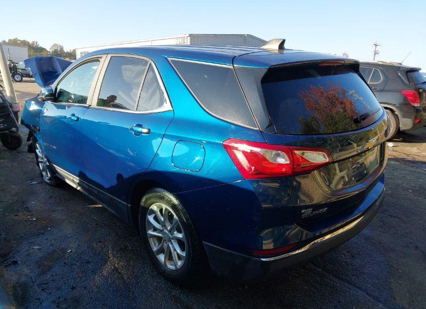 Photo 3 of 2021 Chevrolet Equinox AWD LT (VIN 2GNAXUEVXM6116404)
