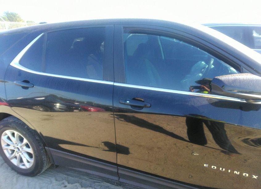 Photo 13 of 2021 Chevrolet Equinox AWD LT (VIN 2GNAXUEVXM6121778)