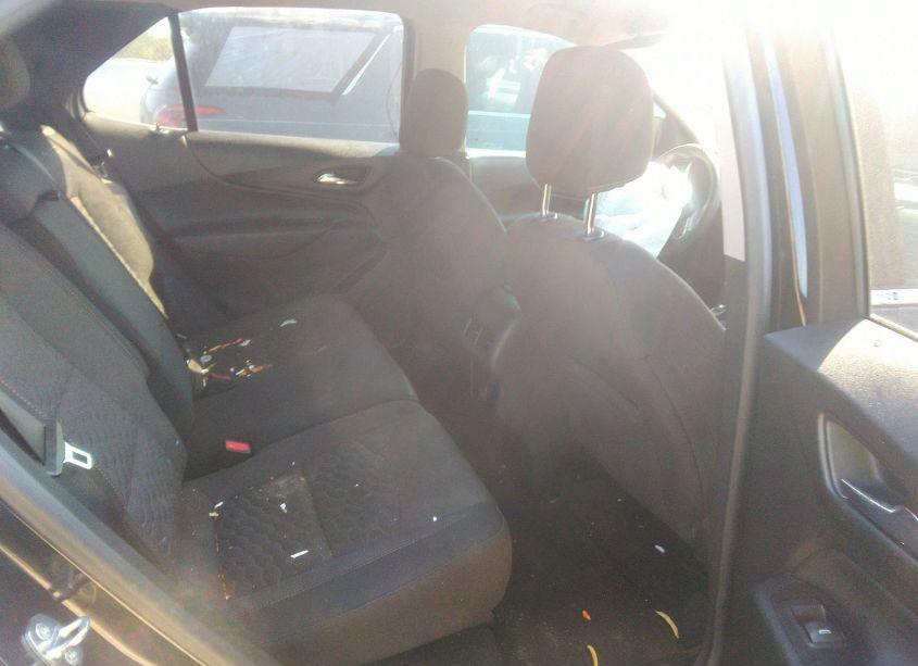 Photo 8 of 2021 Chevrolet Equinox AWD LT (VIN 2GNAXUEVXM6121778)