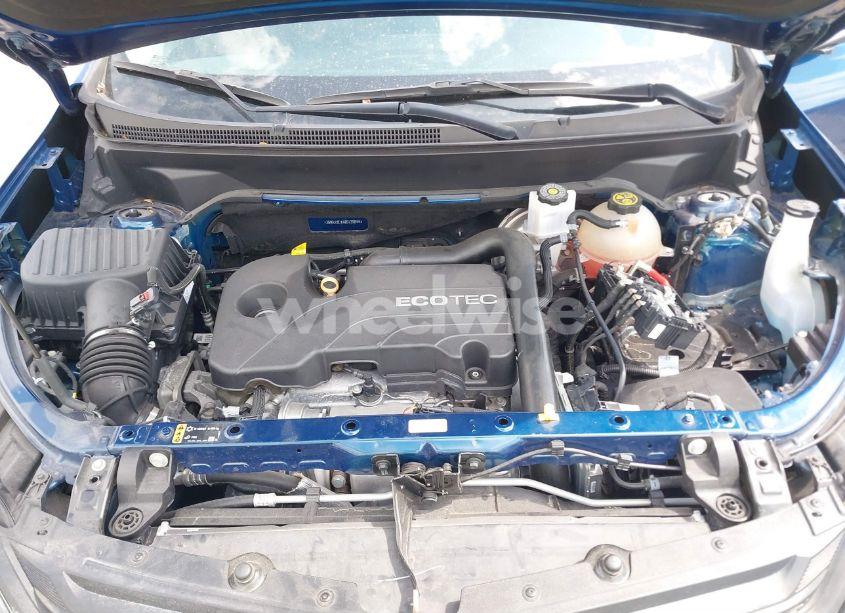 Photo 10 of 2021 Chevrolet Equinox AWD LT (VIN 2GNAXUEVXM6139844)