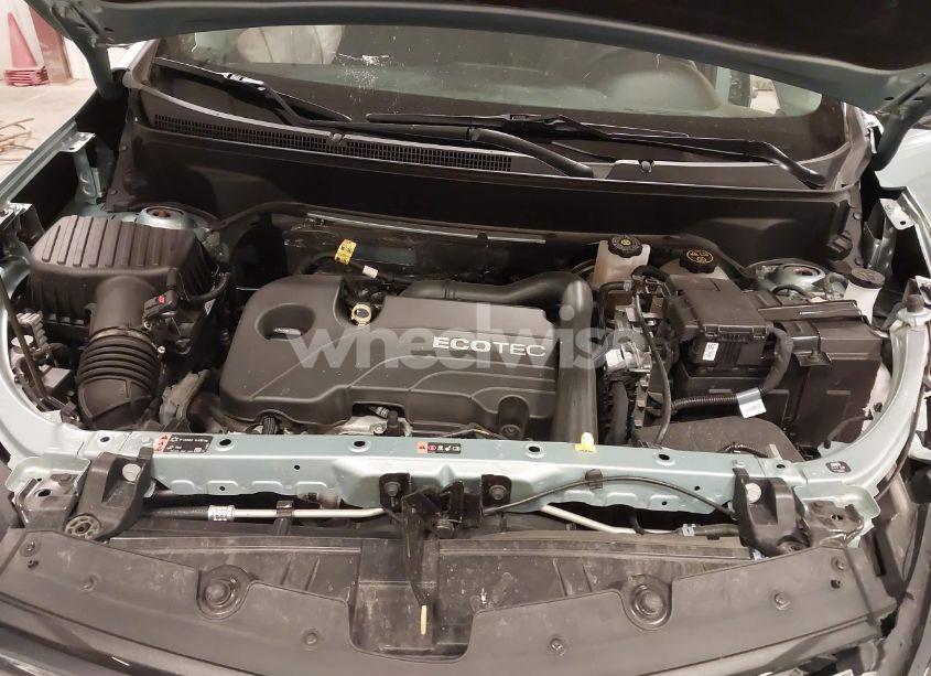 Photo 10 of 2022 Chevrolet Equinox AWD LT (VIN 2GNAXUEVXN6141000)