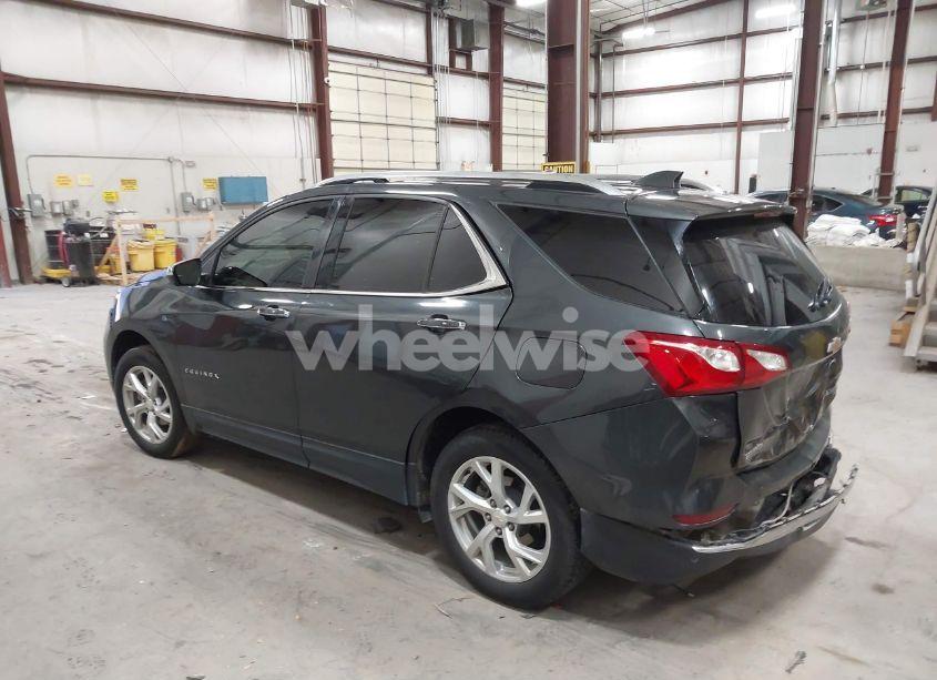 Photo 3 of 2018 Chevrolet Equinox PREMIER (VIN 2GNAXVEV1J6119919)