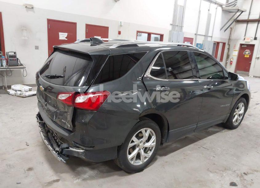 Photo 4 of 2018 Chevrolet Equinox PREMIER (VIN 2GNAXVEV1J6119919)