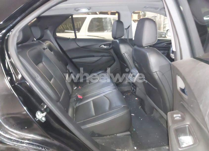 Photo 8 of 2018 Chevrolet Equinox PREMIER (VIN 2GNAXVEV4J6172565)