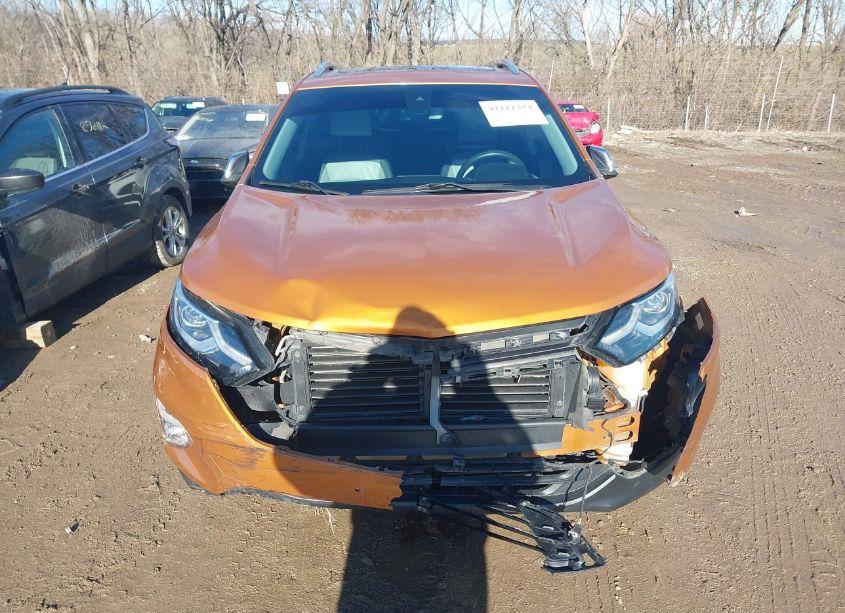 Photo 6 of 2018 Chevrolet Equinox PREMIER (VIN 2GNAXVEV5J6179637)